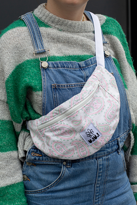 Sac banane basique géométrique