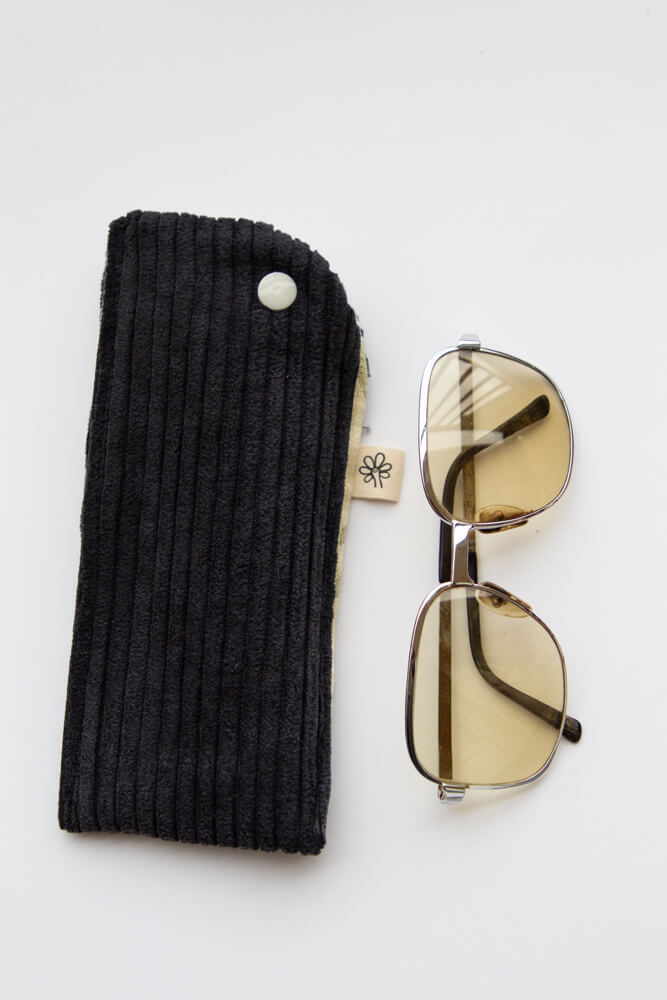 Étui à lunettes velours côtelé