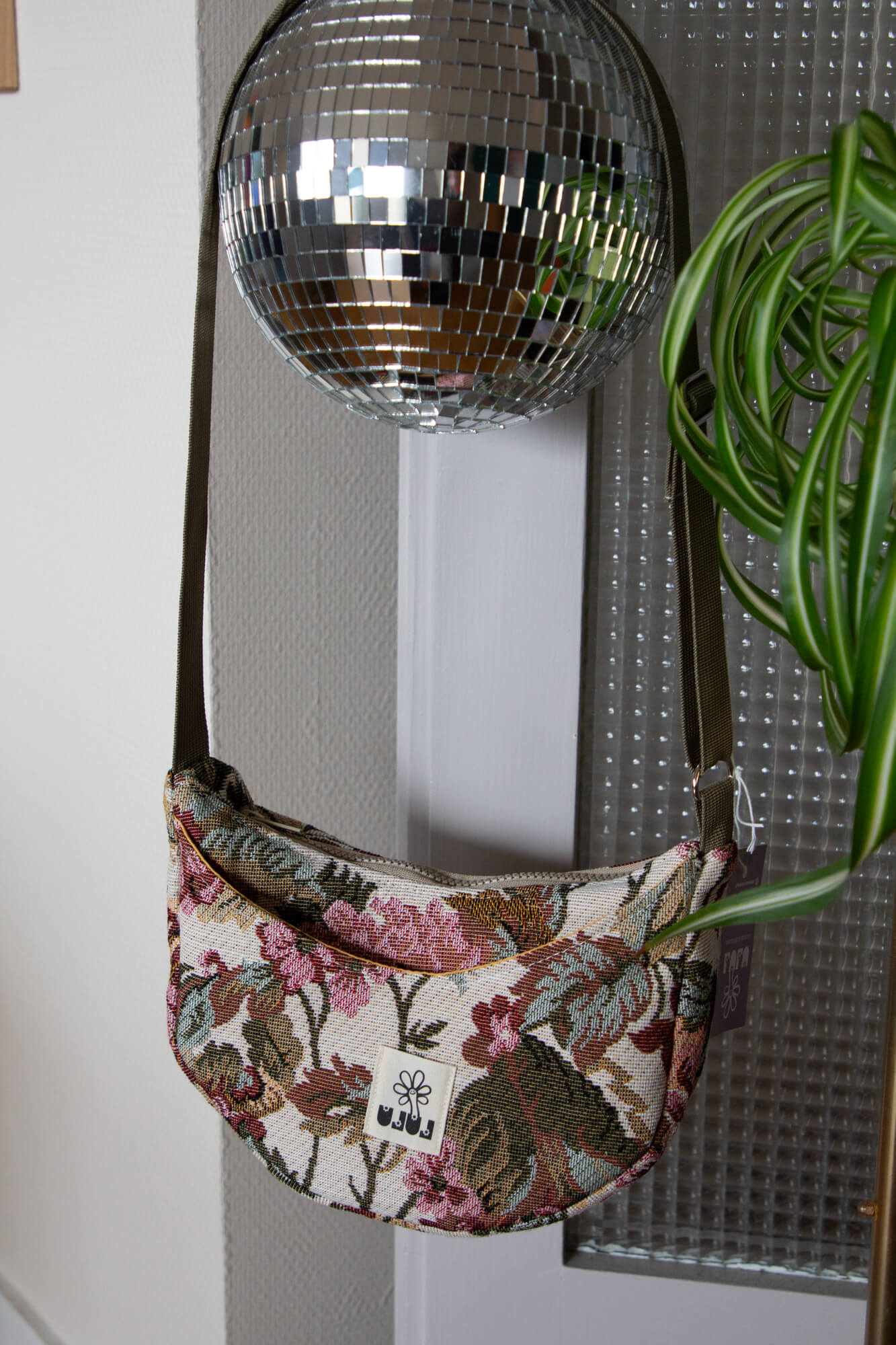 Sac croissant tapisserie