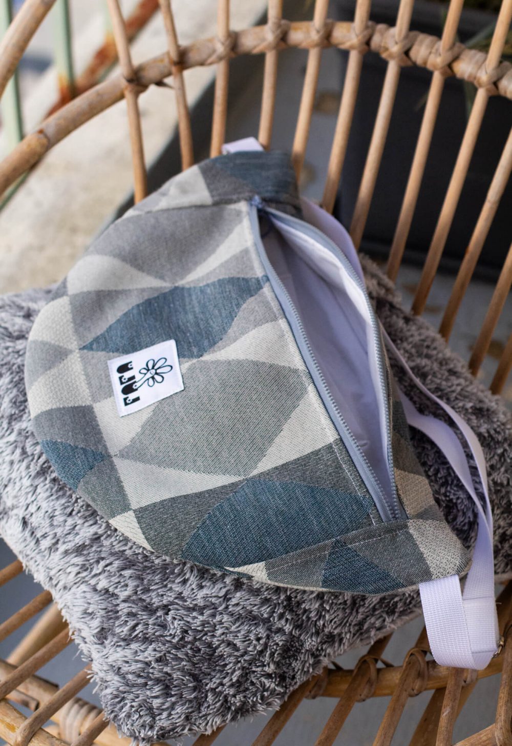 La grande banane grise