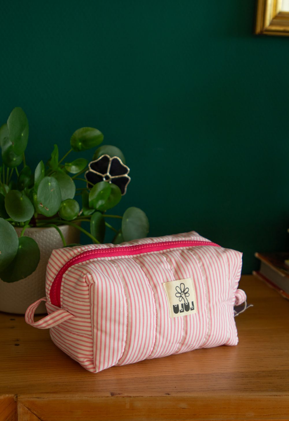 Trousse rayée rose